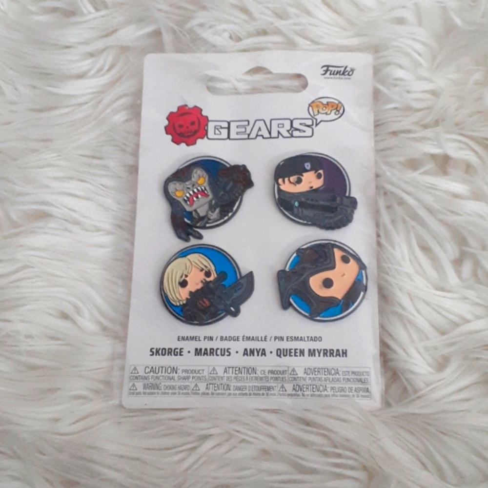 Brand New Funko Pop! Gears of War Limited Edition Set of 4 Pin Set